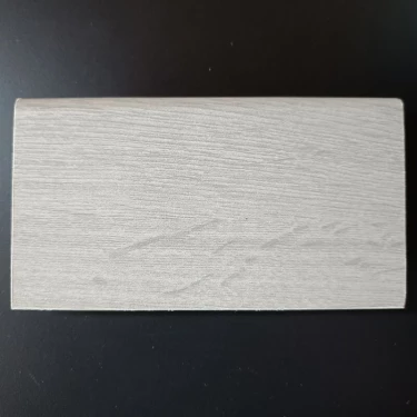 Plinthe Décor 0011 - h.80 x ép.14 x L.2200 mm - Bord rond