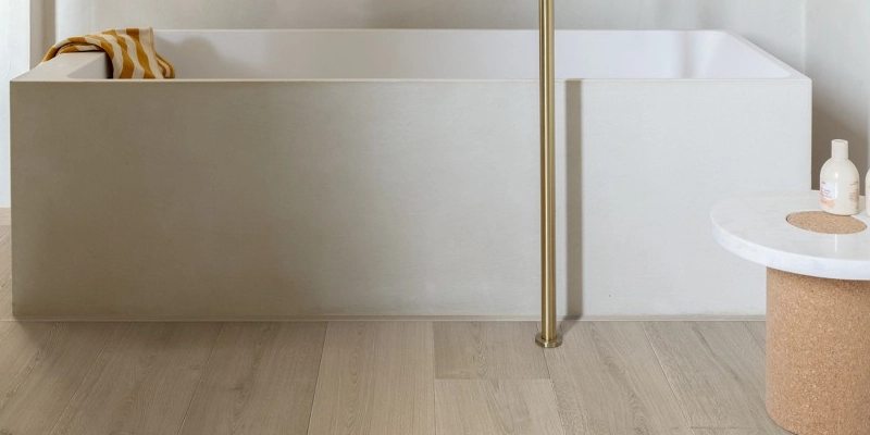 Le parquet stratifié dans les pièces humides