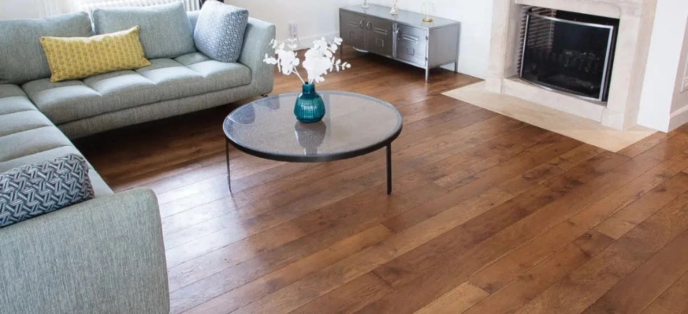 Parquet bois pose en coupe de pierre