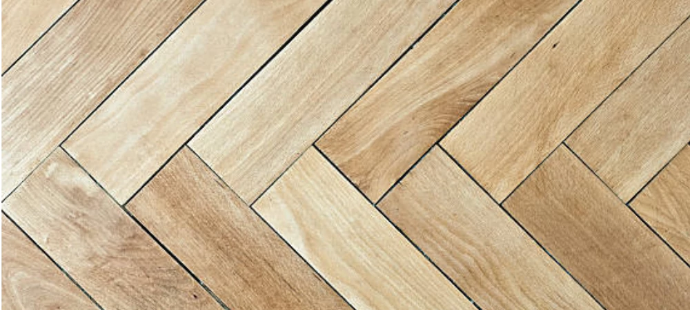 Le parquet en Chevron et Point de Hongrie